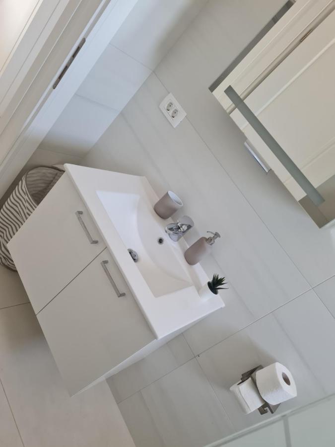 Holiday Apartment Marijana Kastela Bagian luar foto