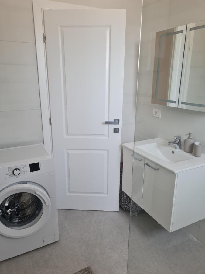 Holiday Apartment Marijana Kastela Bagian luar foto