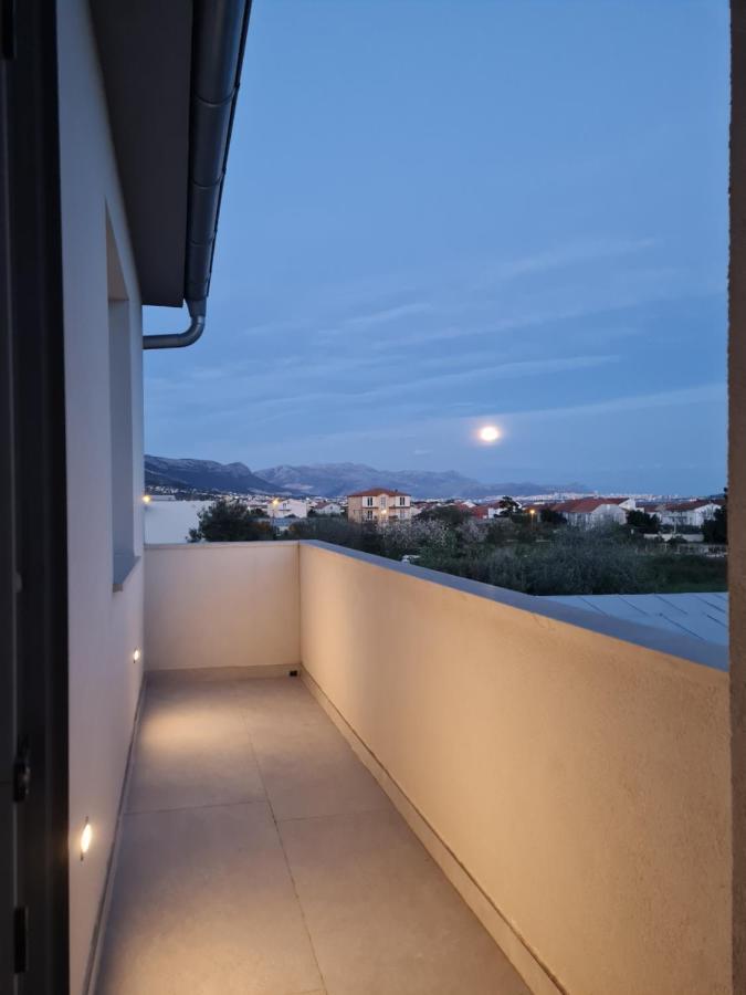 Holiday Apartment Marijana Kastela Bagian luar foto