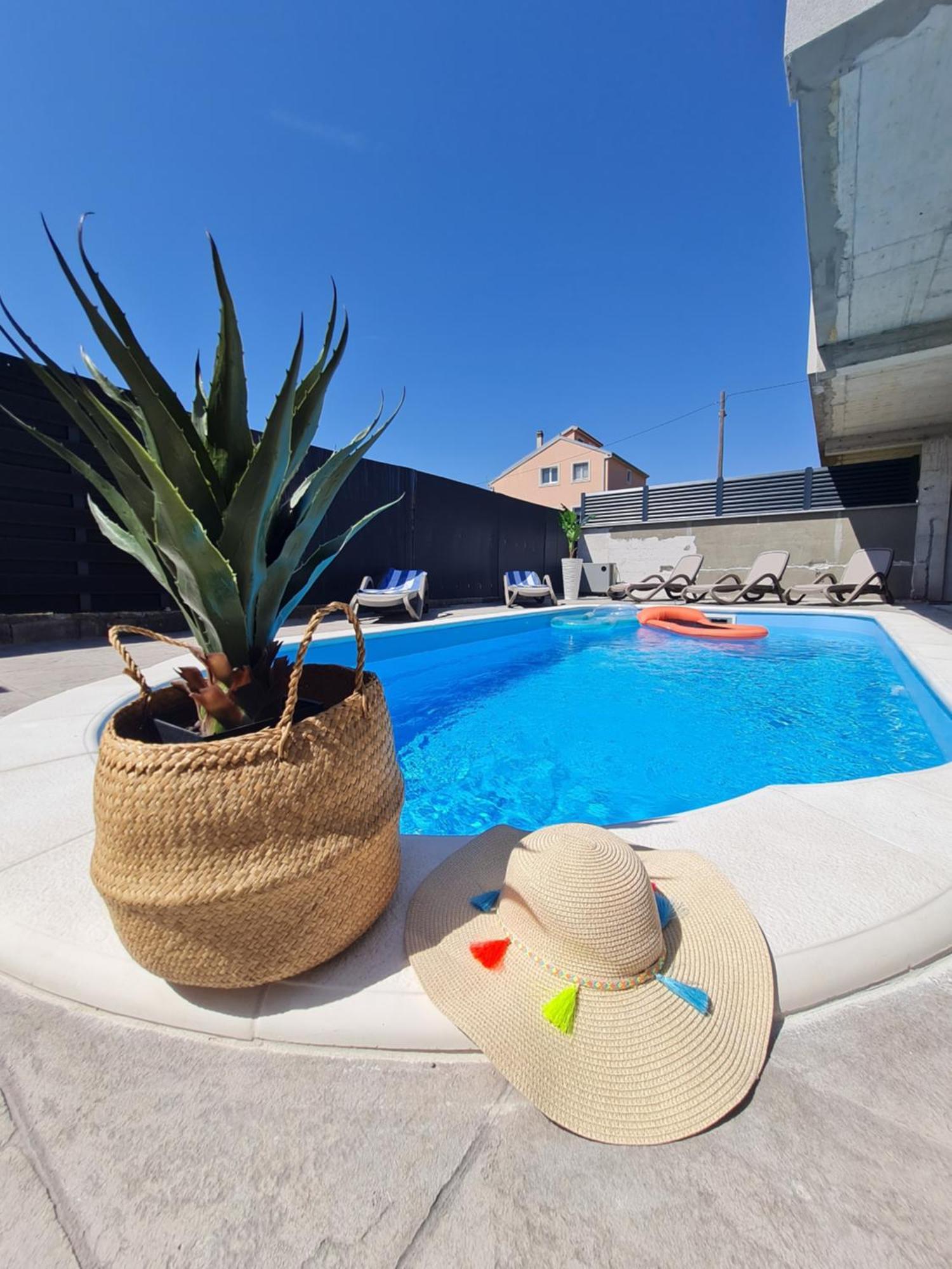 Holiday Apartment Marijana Kastela Bagian luar foto